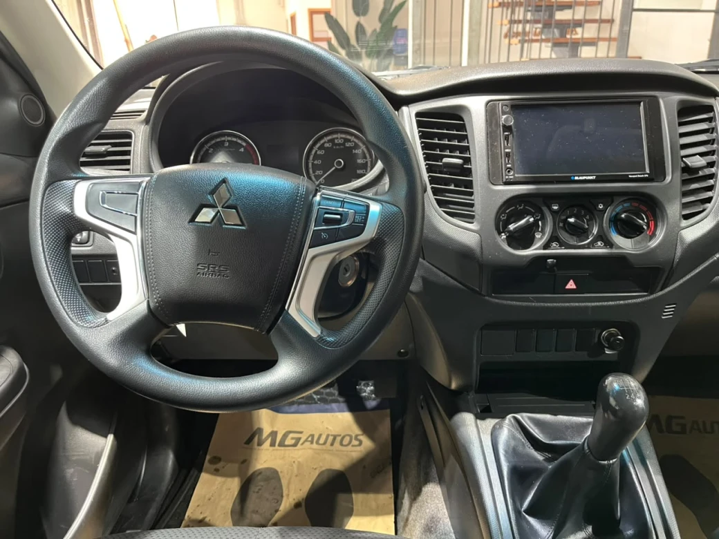 imagen 0 de vehiculo con id 2209